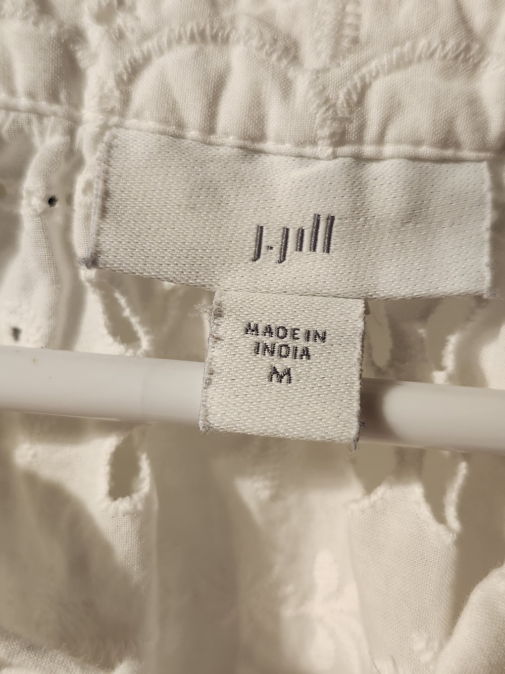 JJILL Women’s White Eyelet Peasant Top - Picture 2 of 8